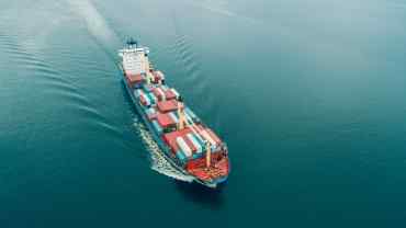 Kalifornija u (ne)mogućoj misiji da dekarbonizuje industriju brodskog transporta robe – Može li brod da ide na solarne panele i baterije