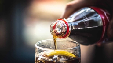 Coca-Cola obećava da će pojasniti sporne tvrdnje nakon optužbi za „greenwashing“