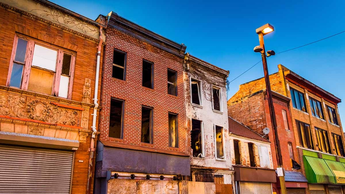 Državni propisi podstiču rušenje umesto renoviranja zgrada – gube se milijarde