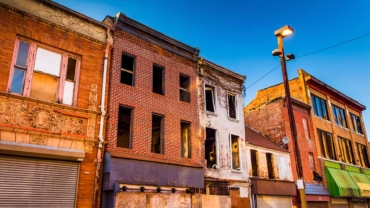 Državni propisi podstiču rušenje umesto renoviranja zgrada – gube se milijarde