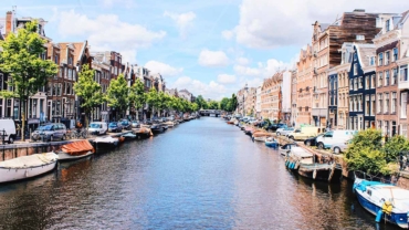 Amsterdam zabranjuje reklame za fosilna goriva i meso